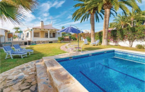 Stunning Home In El Campello With Wifi